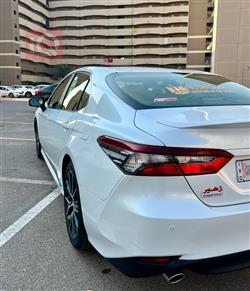 تۆیۆتا کامری